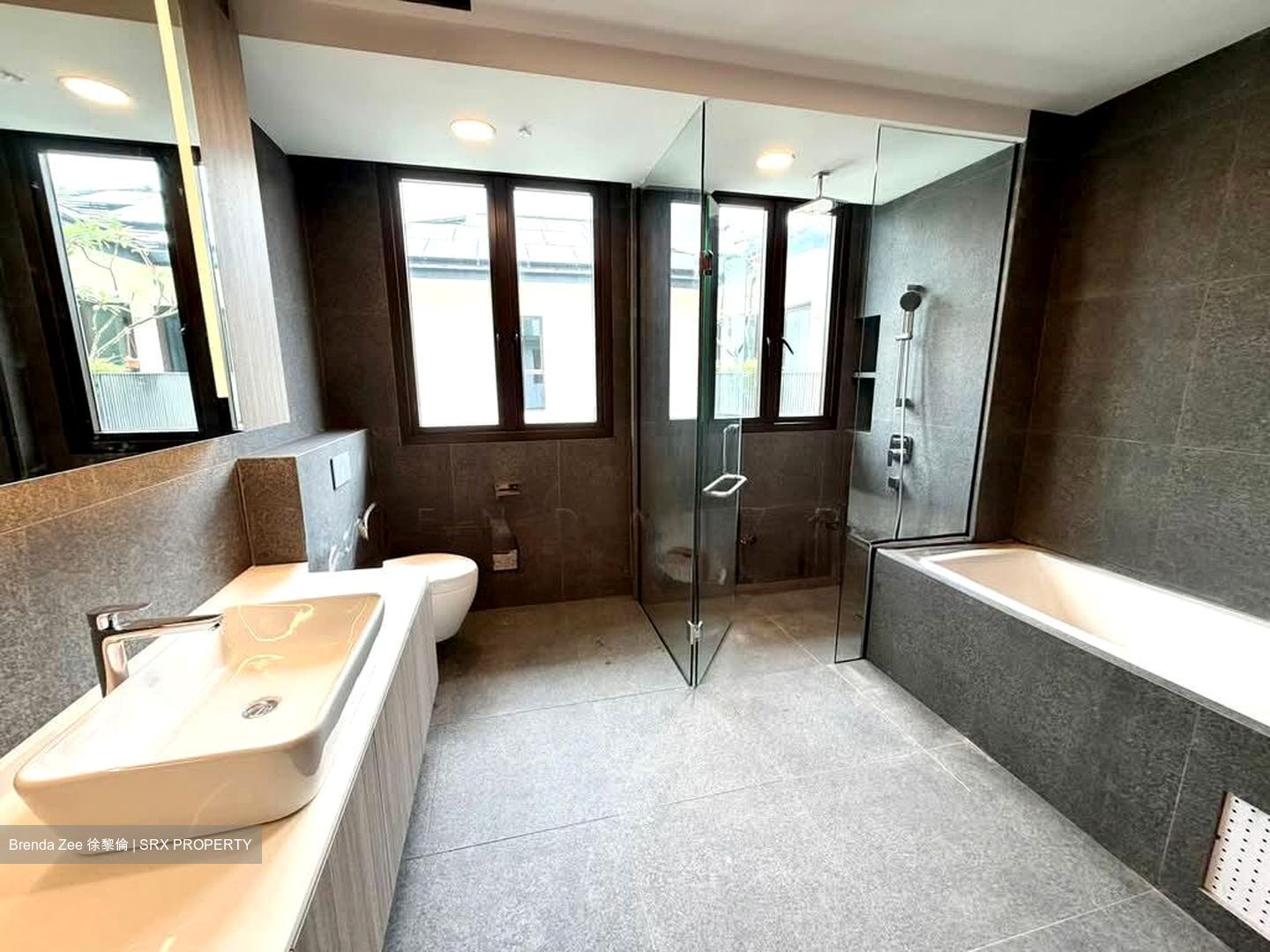 Fernhill Road (D10), Semi-Detached #561484611